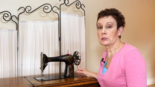 Buying a Treadle Sewing Machine - Singer 66 смотреть онлайн