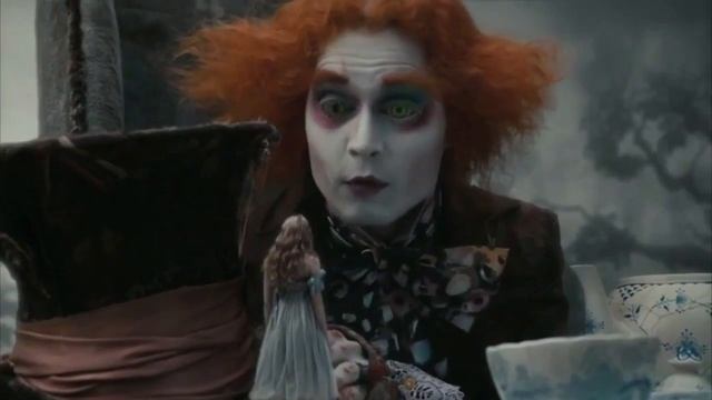 Алиса в стране чудес (2010) — русский трейлер смотреть онлайн