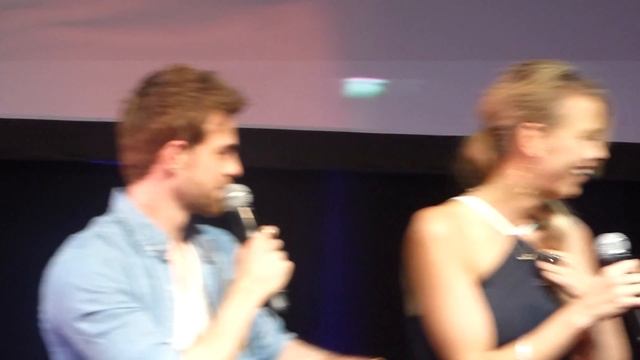 BloodyNightCon 2016 - Nathaniel Buzolic // Daniel and Riley crash his panel смотреть онлайн