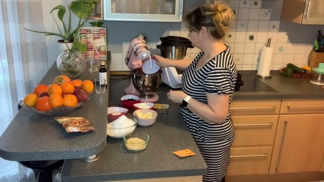 Влог из Германии❤️наша жизнь,были в полиции,пеку Рождественский кекс,Quarkstollen,Будни с Татьяной?