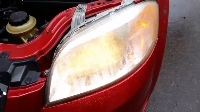 2007-2011 GM Chevrolet Aveo - Testing Headlights After Changing Light Bulbs смотреть онлайн