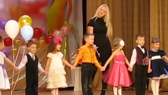 Детская театральная студия "УЛЫБКИ" смотреть онлайн