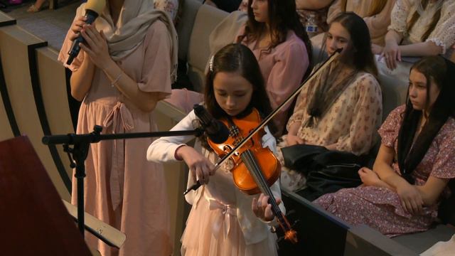 Как лань желает к потоку воды | Группа сестёр смотреть онлайн