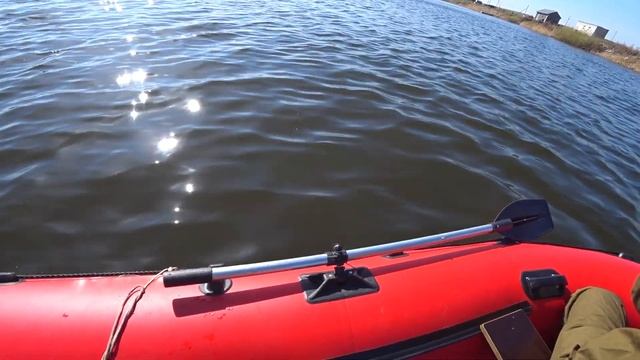 Первая рыбалка на спиннинг 2022! Рыбалка 2022 по открытой воде! КРУПНЯК АТАКУЕТ. смотреть онлайн