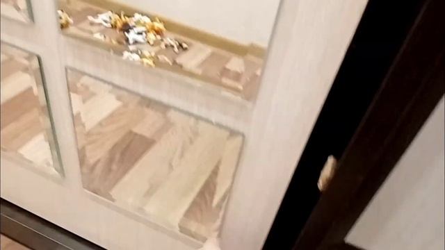 Решаем проблему откатывающейся дверцы раздвижного шкафа смотреть онлайн