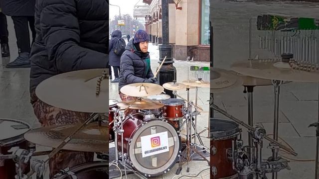 Отбитые бутылки Группа Крови кавер Кино смотреть онлайн