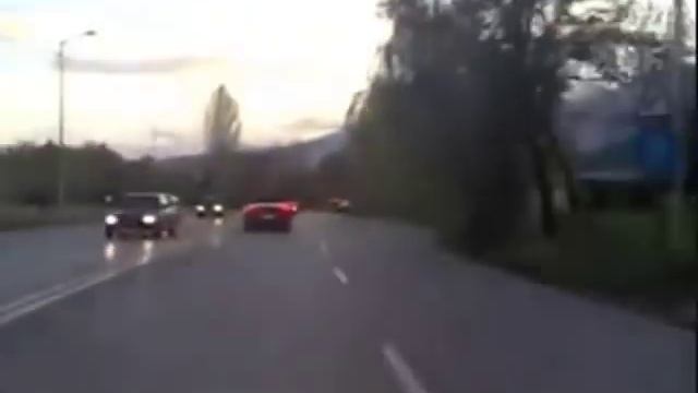 Ferrari CRASH COMPILATION | F40, F50, Enzo, 250 Testarossa, FXX & More