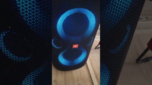 JBL Partybox 110 bassboost level comparison смотреть онлайн