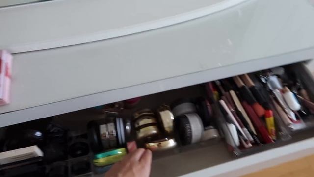 НЕДЕЛЯ ВЛОГОВ. День 1. ПОВСЕДНЕВНАЯ ЖИЗНЬ + ПОКУПКИ КОСМЕТИКИ {DARY YORK} смотреть онлайн