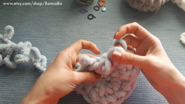 Double crochet with Alize Puffy or loop yarn смотреть онлайн