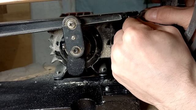 установка крепления для бесштифтовых пилочек и настройка станка. смотреть онлайн