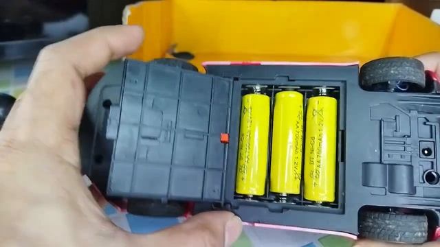 Audi R8 Le Mans GT RC Car - Radio Control Unboxing User Review Rechargeable Glowing Lights Kids Toy смотреть онлайн