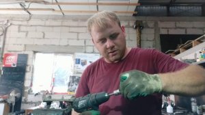 как почистить направляющие тормозных суппортов.