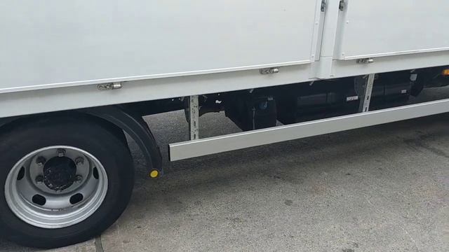Mitsubishi 2015 Canter 7C18 ULEZ Dropside With PM4521 Crane MIT124286 смотреть онлайн