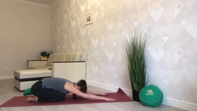 Хатха-виньяса йога с тренером команды Prime Kraft, преподавателем по йоге - Оксаной Роггелин смотреть онлайн