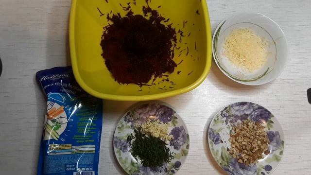 Салат из свеклы с добавлением чеснока и грецкого ореха смотреть онлайн