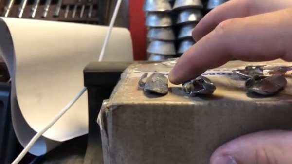 Шиномонтаж. Изготовление набивных грузиков.