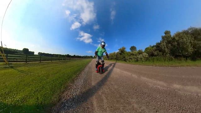 KingSong S22 Wobble practice (pt. 1) смотреть онлайн