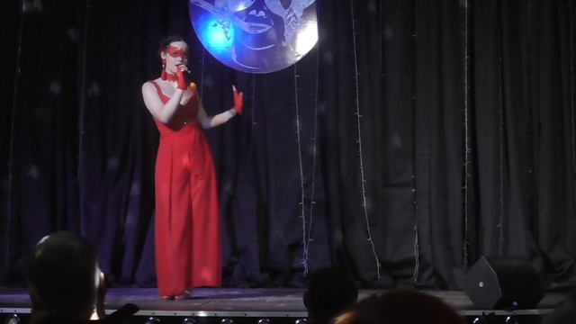 "Strange" or "I've seen that face before" ("Libertango") cover by Anastasiia Revutska смотреть онлайн
