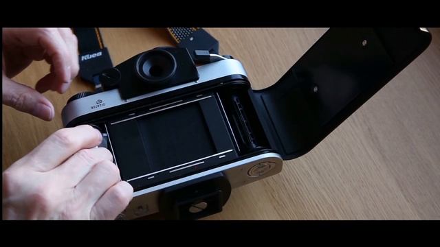 Film loading for Kiev-60 смотреть онлайн