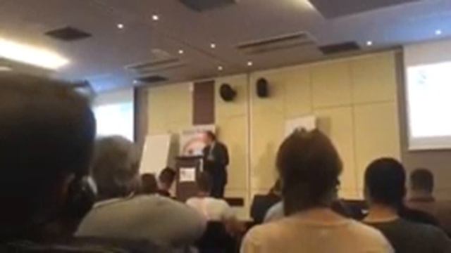 Gerhard Houllier Praha 2015-Symposium смотреть онлайн