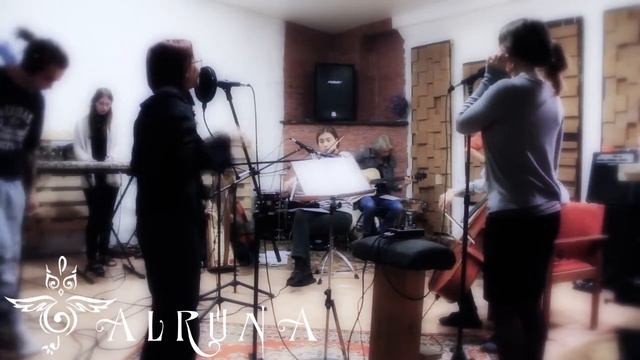 ALRUNA - Там Лин. Репетиционное смотреть онлайн