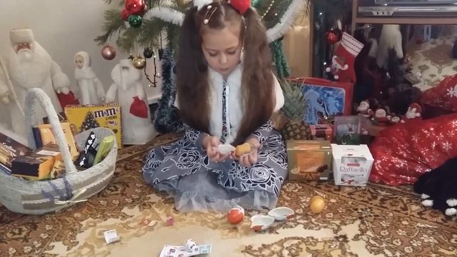 Очередные подарки от зубной феи (01.01.20-выпал третий молочный зубик) смотреть онлайн