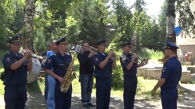 Военный духовой оркестр. Марш славянки. Царские дни. смотреть онлайн