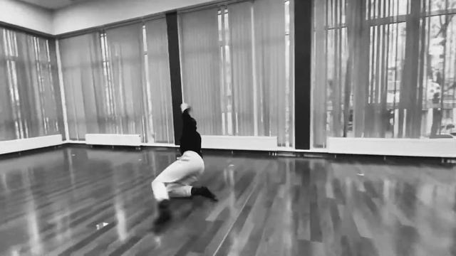 Тина Кароль & Юлия Санина - Вiльна | Choreography by Ivan Ponomarev смотреть онлайн