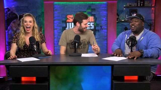 The GLOW Trailer Flies Off The Top Rope смотреть онлайн