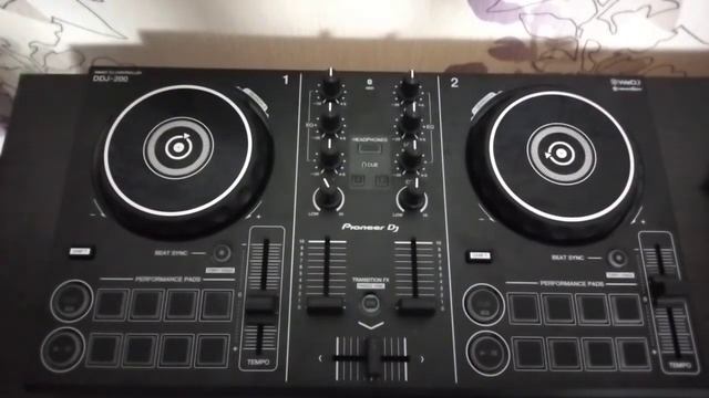 КУПИЛ КОНТРОЛЛЕР!!! | РАСПАКОВКА И ПОДКЛЮЧЕНИЕ PIONEER DDJ- 200 смотреть онлайн