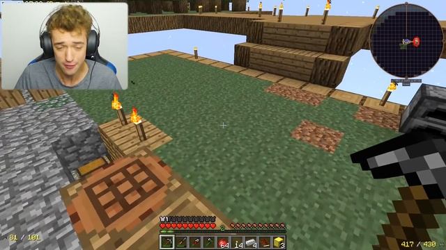 Minecraft | RUN MAN!! BOMBS EVERYWHERE!! - Project Ozone #2 смотреть онлайн