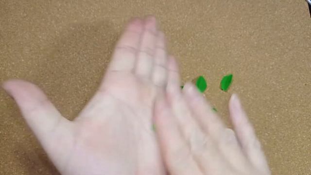 DIY веточка сирени из фоамирана, как украшение. Идея красивой брошки. смотреть онлайн