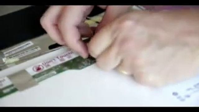 Laptop screen replacement / How to replace laptop screen Packard-Bell EasyNote TS45 смотреть онлайн