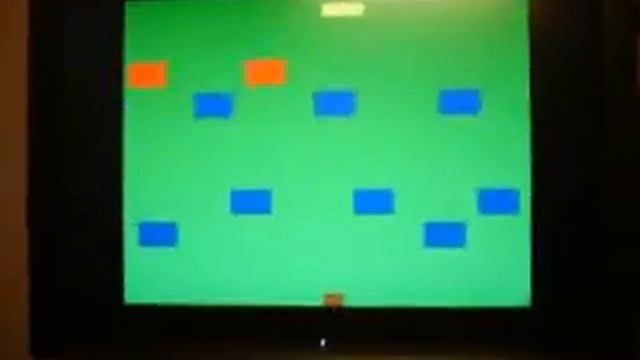 Altera DE2 running a basic Frogger Game смотреть онлайн