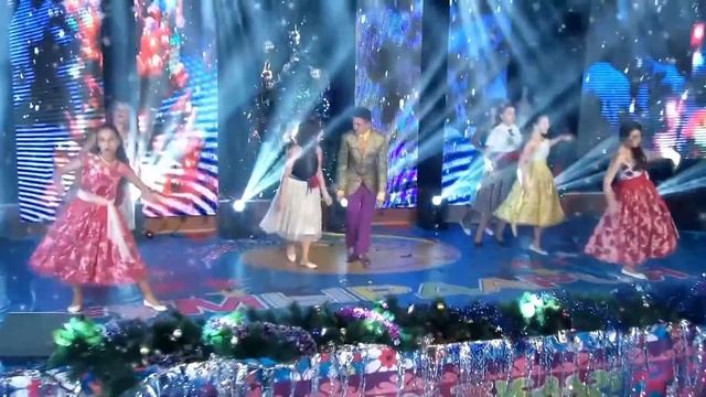 Академия мюзикла. Отрывок из мюзикла "Лак для волос" смотреть онлайн