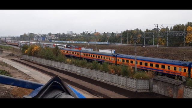 Духэтажный поезд Санкт-Петербург Москва Икки этажный вагонли поезд скоростной поезд сапсан смотреть онлайн