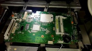 Перепайка /замена/ чипа ноутбука в 5-тиминутном видео