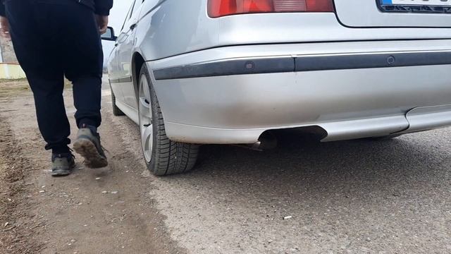 Bmw E39 523i Exhaust Sound