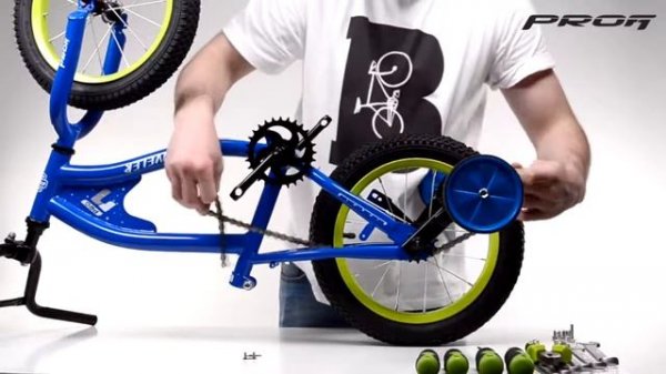 Как собрать детский двухколесный велосипед Profi Traveler