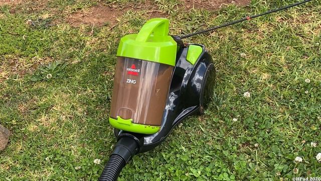 Bissell Zing Canister Vacuum Cleaner Destruction смотреть онлайн