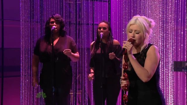 Christina Aguilera - Bound To You - 11.17.10 (Tonight Show With Jay Leno) - VideoMan.mpg смотреть онлайн