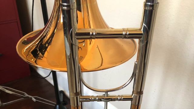 Brian Hecht plays Rochut #61 on a 1927 Conn 70H bass trombone смотреть онлайн