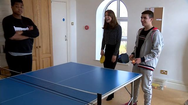 Prince William and Kate Battle it Out in Table Tennis Competition смотреть онлайн