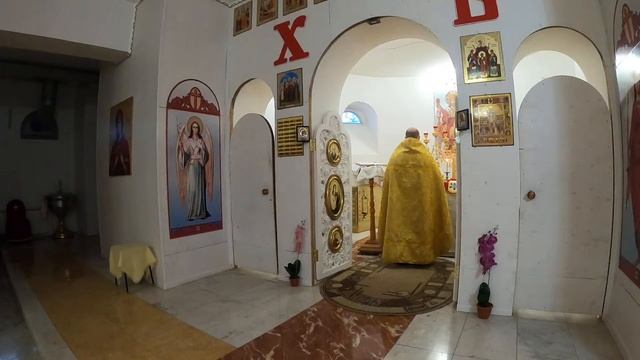 Дорогие братья и сестры! Божественная служба храм Святой Троицы смотреть онлайн