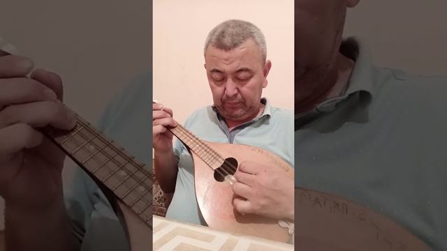 "Гүлдерайым" әні. #мандолина #mandolino смотреть онлайн