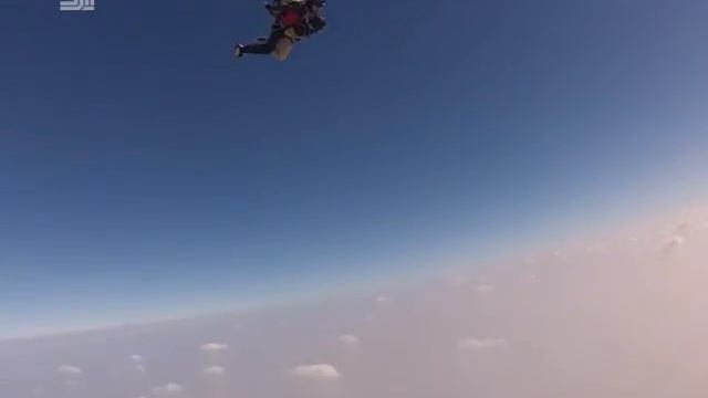 Жизнь под куполом. Челябинские экстремалы совершили серию необычных прыжков смотреть онлайн