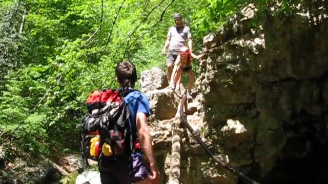 Каньон реки Узунджа, Крым, май 2013 смотреть онлайн