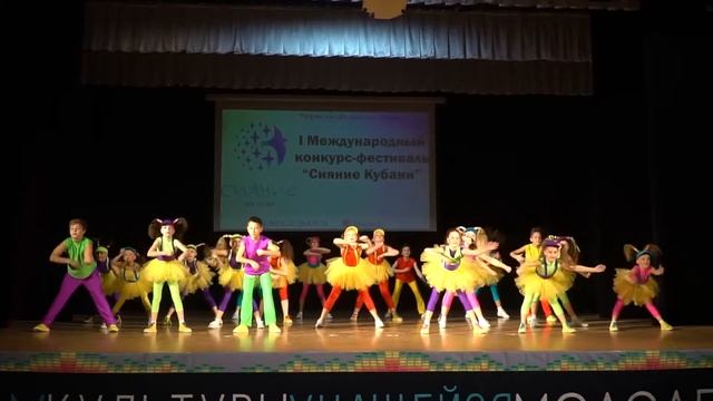 22 ДШИ №10 город Краснодар Хореографический ансамбль "Апрель" "По барабану", Эстрадный танец смотреть онлайн