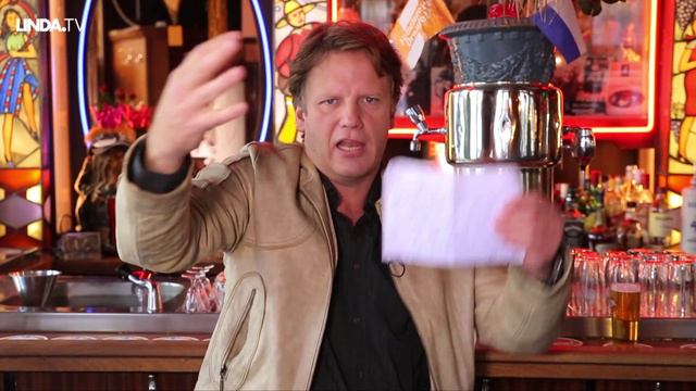 Martin over mannen in vrouwenkleren. || Afl. 6 Lieve Martin || LINDA.tv смотреть онлайн